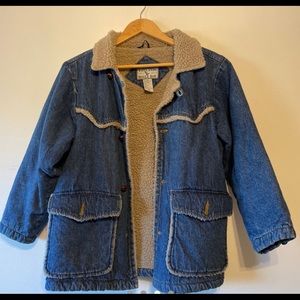 Vintage Sherpa lined denim jacket 🌲